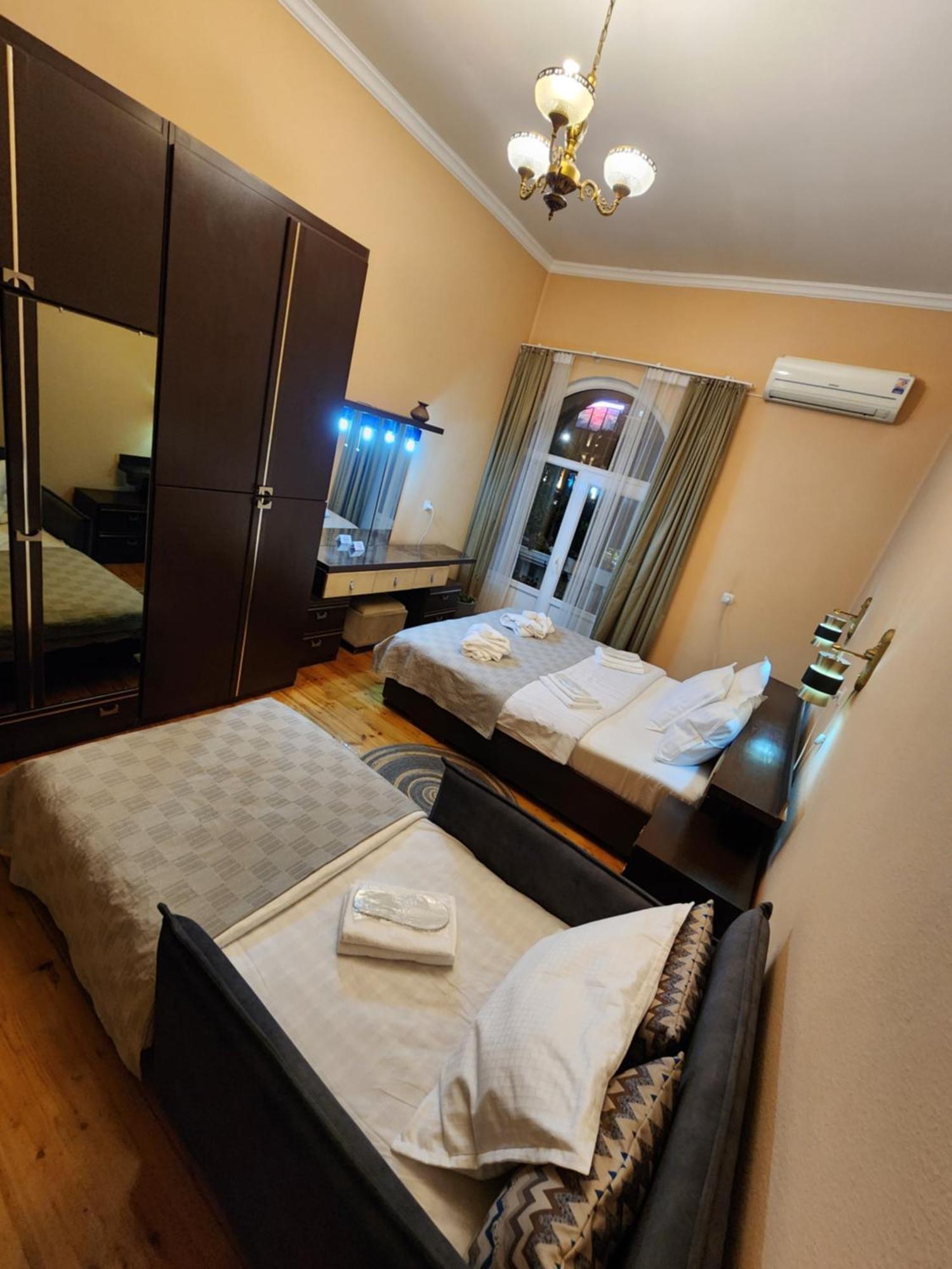 Apartment at Baratashvili 10 Tbilisi Eksteriør billede