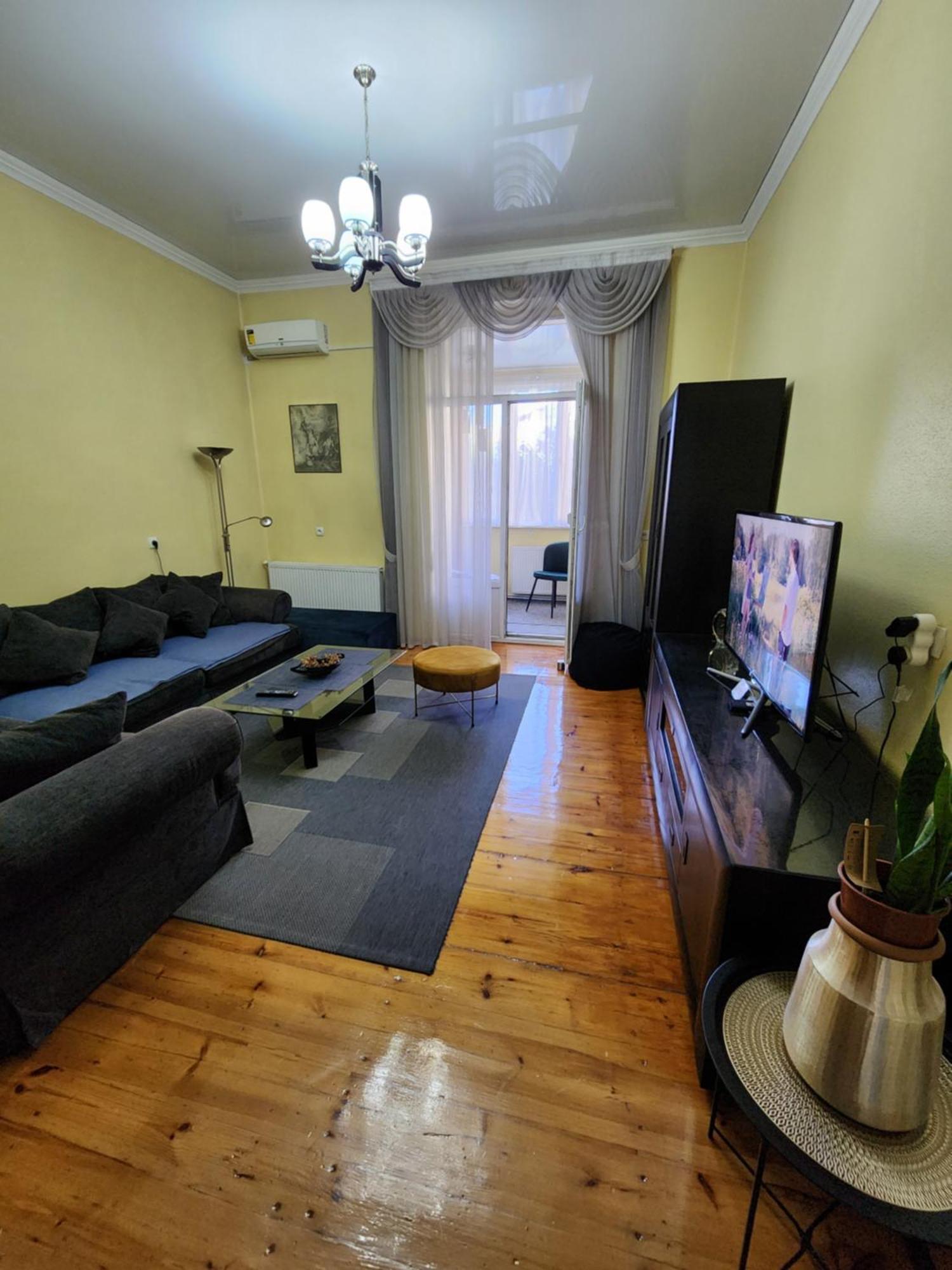 Apartment at Baratashvili 10 Tbilisi Eksteriør billede